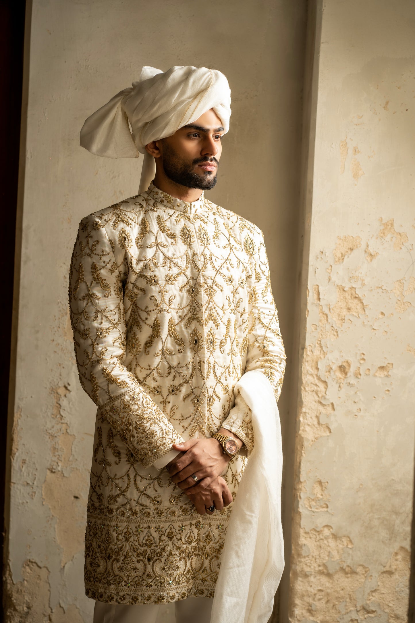 Exquisite Elegance: Handcrafted Sherwani by Snug