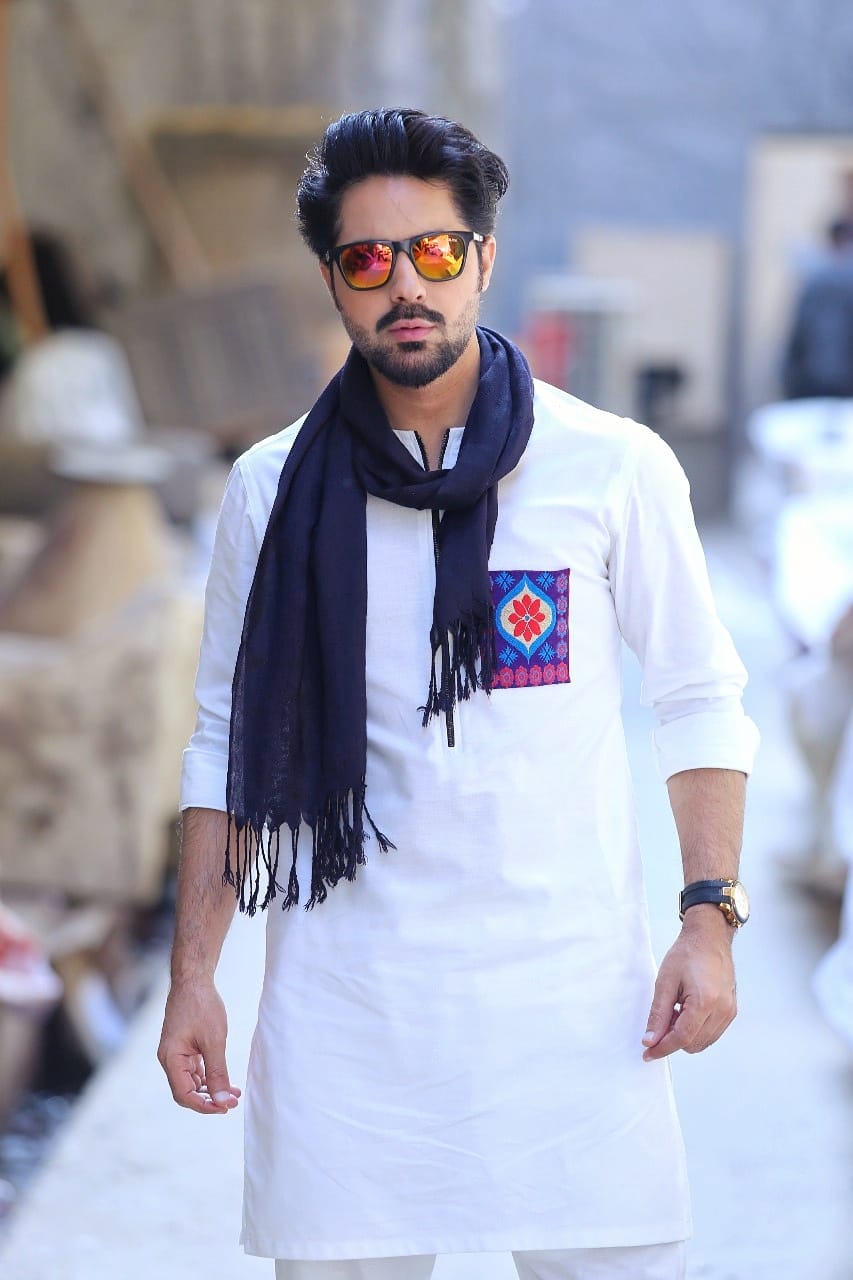 White Embroidered pocket kurta and trouser